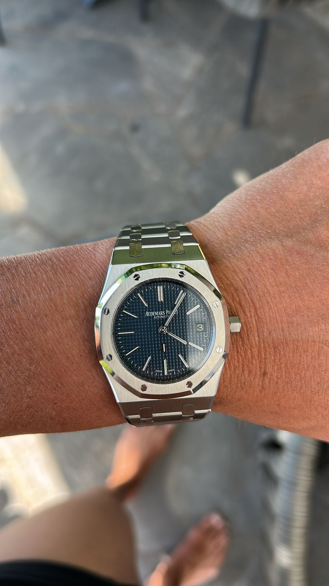 Click to view full screen Audemars Piguet Royal Oak Selfwinding</br> <span style="color: #808080; font-size: 90%;">39 mm, Blue</span></br> <span style="color: #808080; font-size: 90%;">Ref. 15202ST.OO.1240ST.01</span> photo review